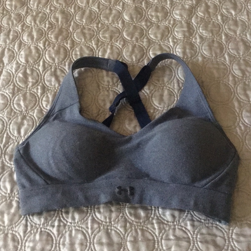 Under Armour Sports Bra Cross Back